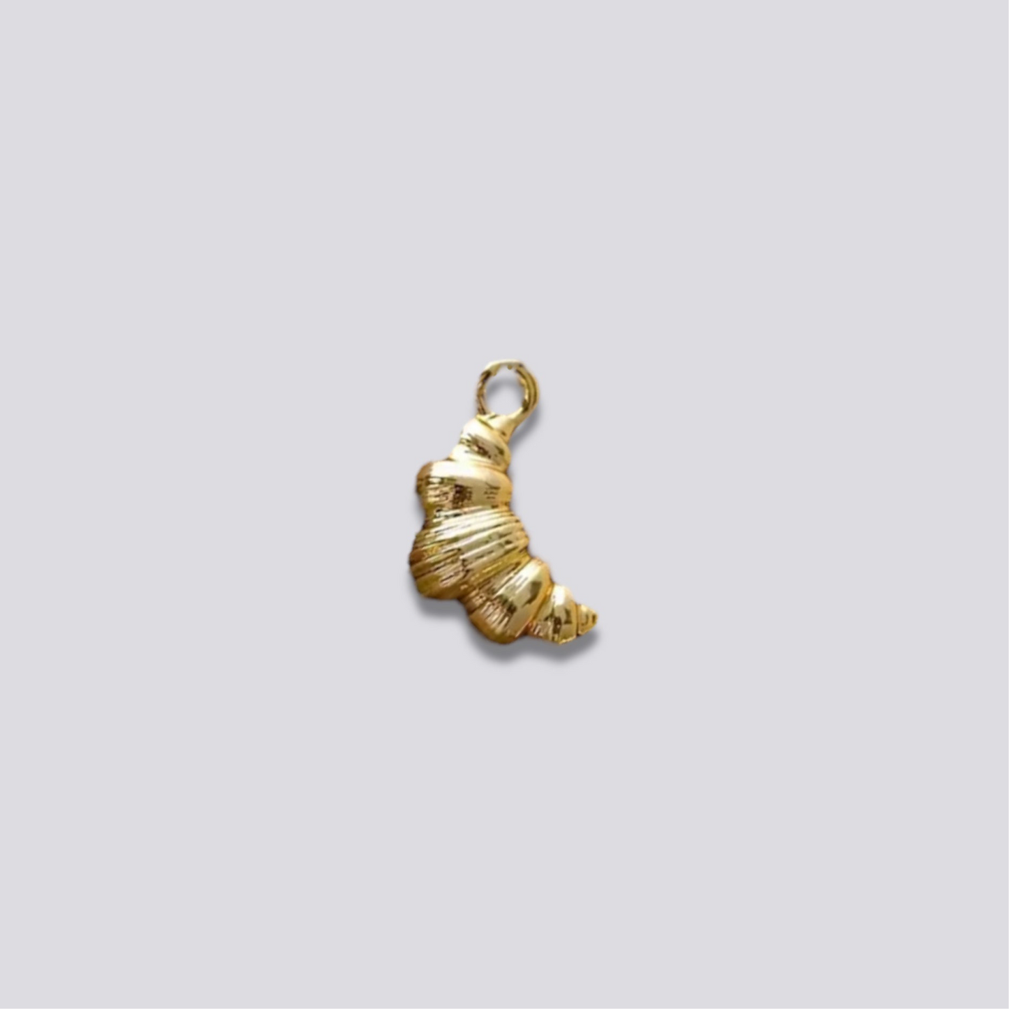 Charm « Croissant doré »